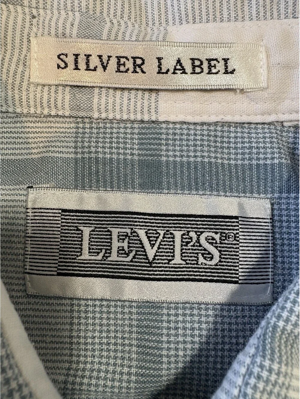 Vintage Levis Silver Label Mens L Plaid Button Up Shirt Blue Gray Cotton 90s